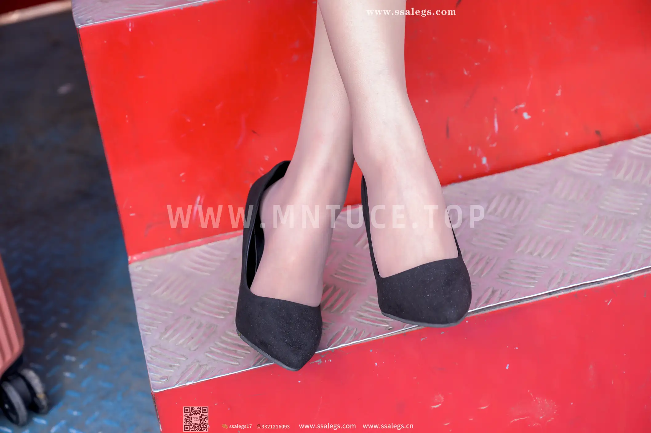 [Mzsock] NO.435 Her stewardess dream (top) silk club#[127P]-8